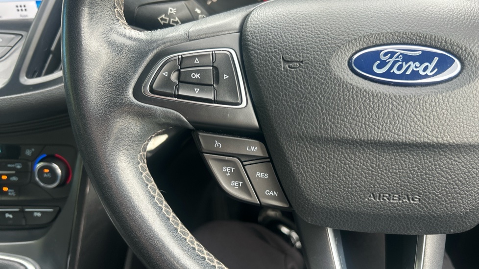Ford Kuga 2.0 TDCi ST-Line 5dr 2WD Diesel Estate - Image 33