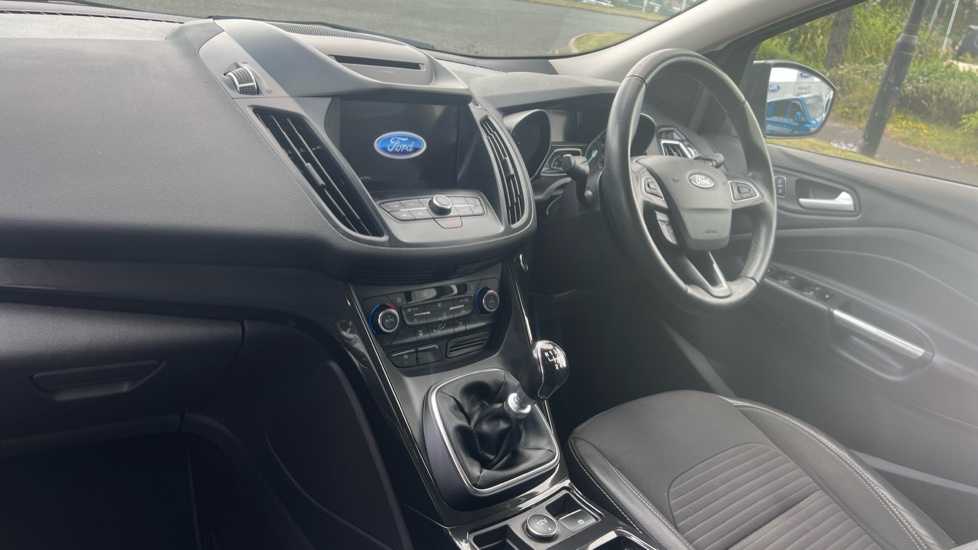 Ford Kuga 2.0 TDCi Titanium Edition 5dr 2WD Diesel Estate - Image 9