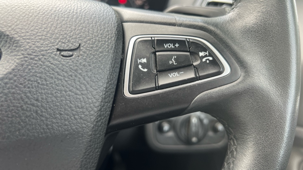 Ford Kuga 2.0 TDCi Titanium Edition 5dr 2WD Diesel Estate - Image 24
