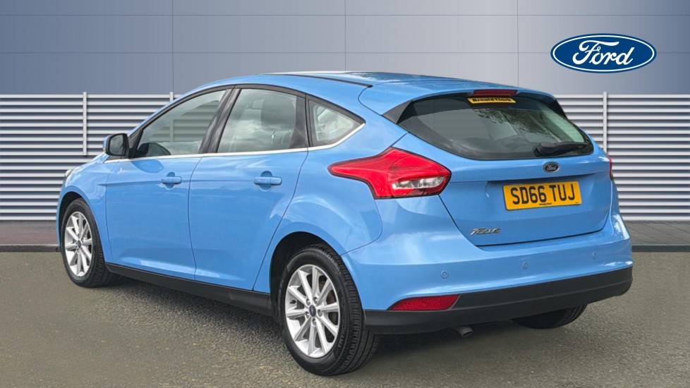 Ford Focus 1.5 TDCi 120 Titanium 5dr Diesel Hatchback - Image 2