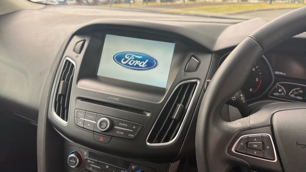 Ford Focus 1.5 TDCi 120 Titanium 5dr Diesel Hatchback - Image 14