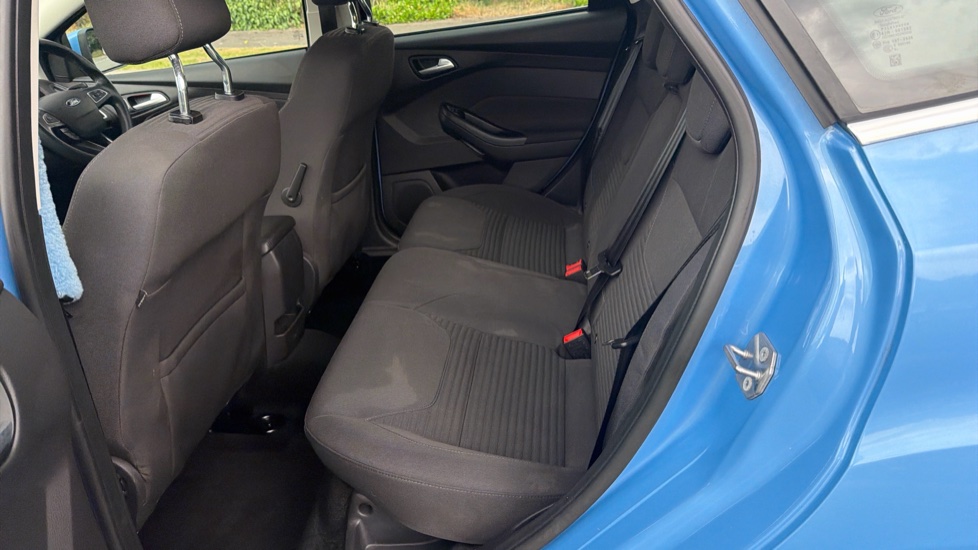 Ford Focus 1.5 TDCi 120 Titanium 5dr Diesel Hatchback - Image 16