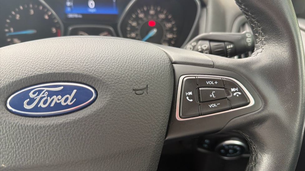 Ford Focus 1.5 TDCi 120 Titanium 5dr Diesel Hatchback - Image 22