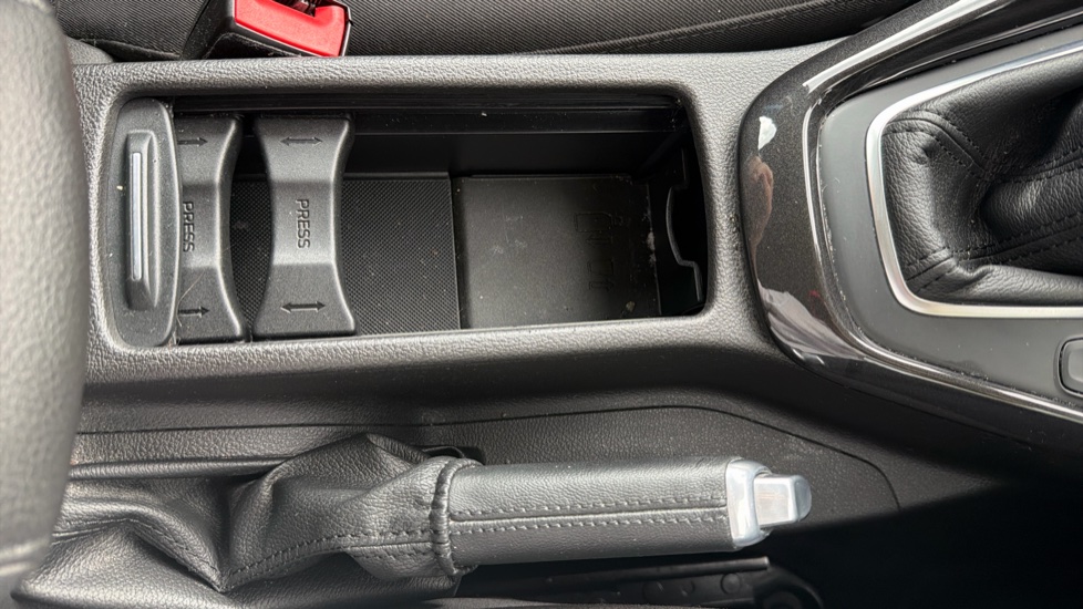 Ford Focus 1.5 TDCi 120 Titanium 5dr Diesel Hatchback - Image 30
