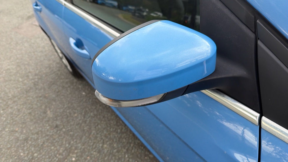 Ford Focus 1.5 TDCi 120 Titanium 5dr Diesel Hatchback - Image 34