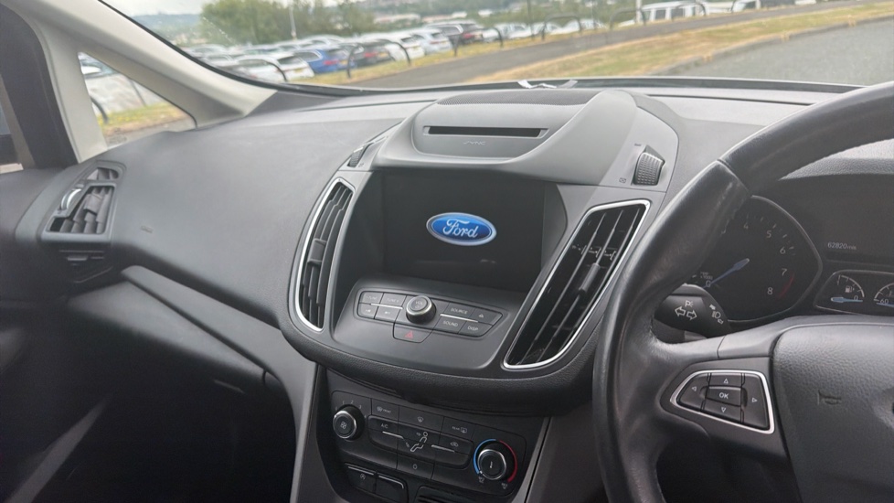 Ford C-MAX 1.0 EcoBoost Zetec 5dr Petrol Estate - Image 14