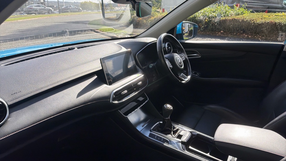 MG HS 1.5 T-GDI Excite 5dr Petrol Hatchback - Image 9