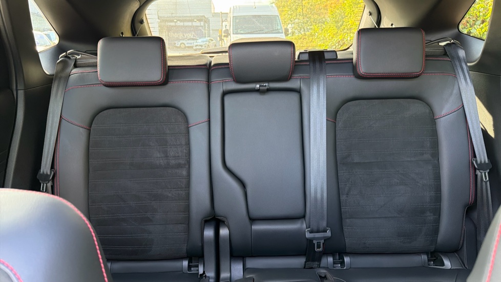 Ford Kuga 2.5 FHEV ST-Line X Edition 5dr CVT Hybrid Estate - Image 15