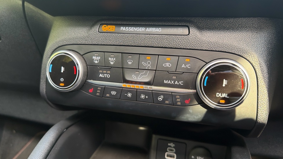 Ford Kuga 2.5 FHEV ST-Line X Edition 5dr CVT Hybrid Estate - Image 39