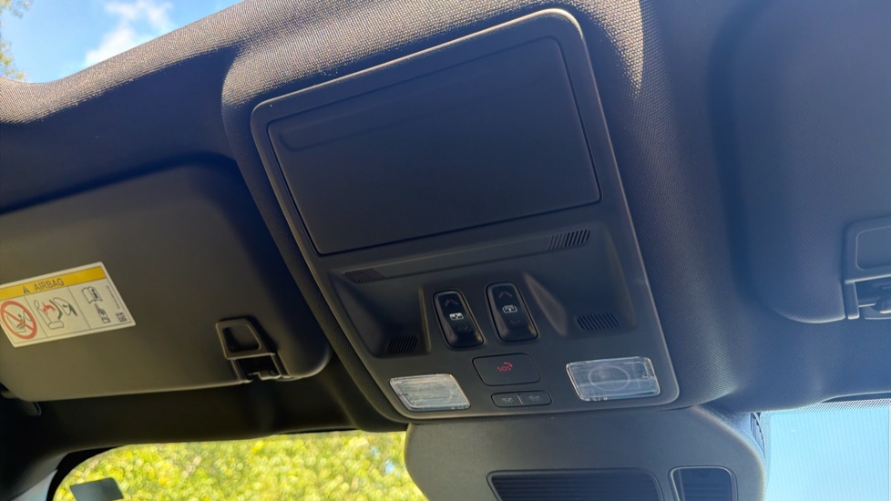 Ford Kuga 2.5 FHEV ST-Line X Edition 5dr CVT Hybrid Estate - Image 47