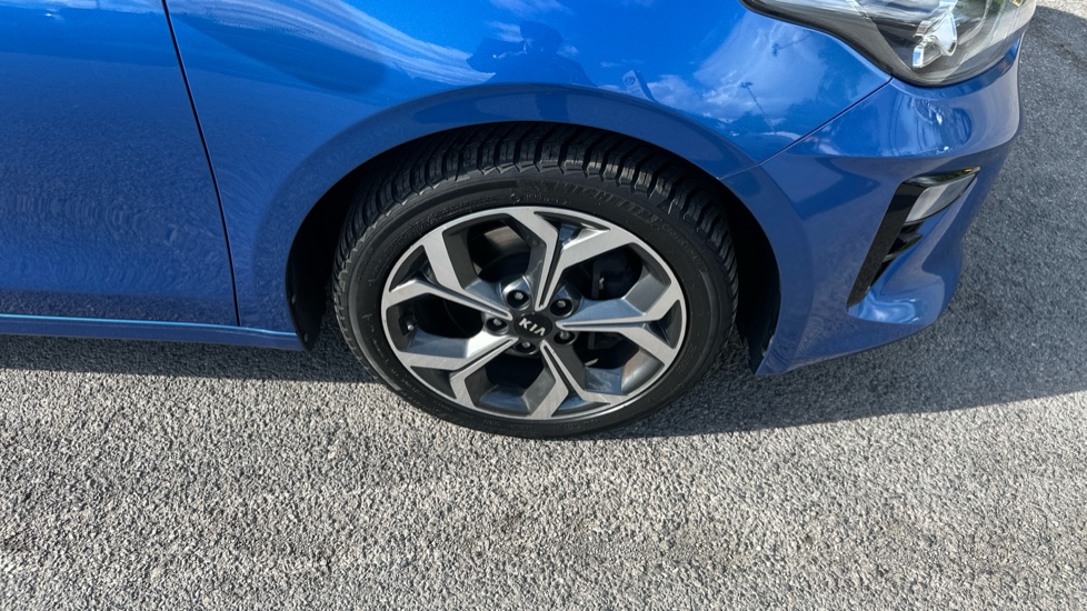 Kia Ceed 1.4T GDi ISG Blue Edition 5dr Petrol Hatchback - Image 38