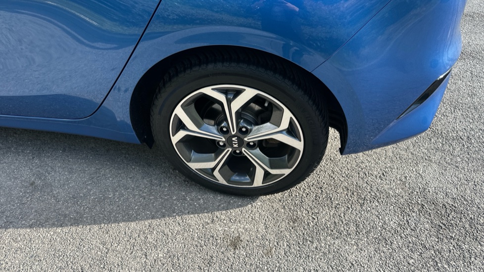 Kia Ceed 1.4T GDi ISG Blue Edition 5dr Petrol Hatchback - Image 40