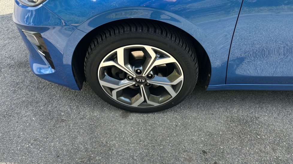 Kia Ceed 1.4T GDi ISG Blue Edition 5dr Petrol Hatchback - Image 41