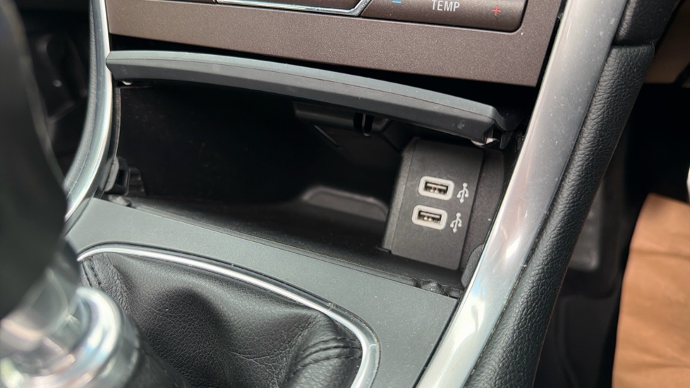 Ford Edge 2.0 TDCi 180 Sport 5dr Diesel Estate - Image 31