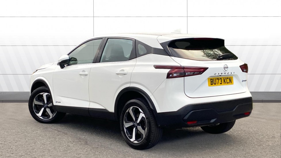 Nissan Qashqai 1.5 E-Power Acenta Premium 5dr Auto Hybrid Hatchback - Image 2