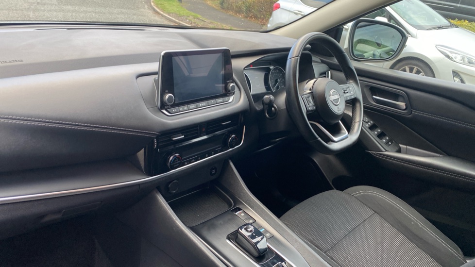 Nissan Qashqai 1.5 E-Power Acenta Premium 5dr Auto Hybrid Hatchback - Image 9