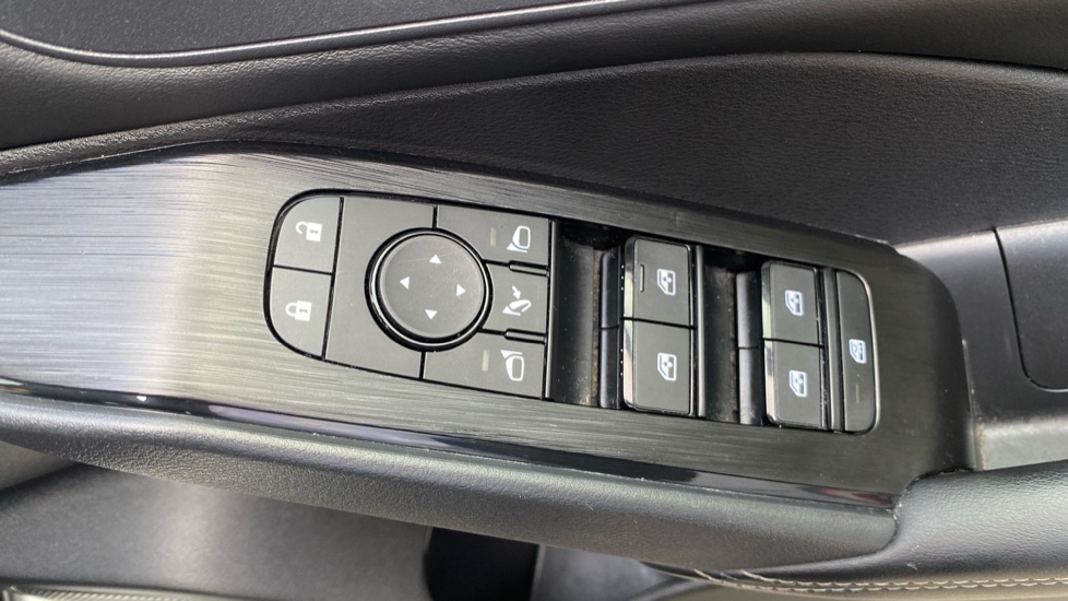 Nissan Qashqai 1.5 E-Power Acenta Premium 5dr Auto Hybrid Hatchback - Image 23