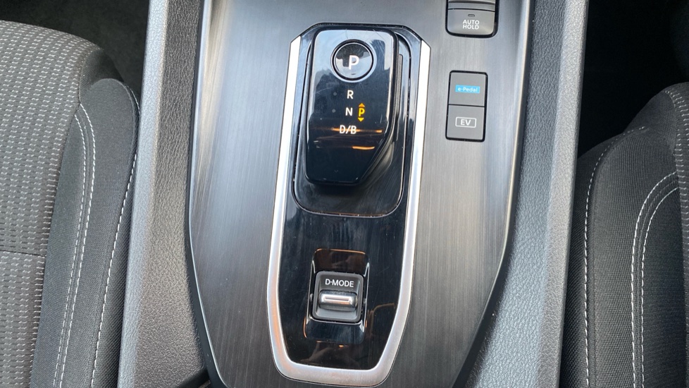 Nissan Qashqai 1.5 E-Power Acenta Premium 5dr Auto Hybrid Hatchback - Image 25