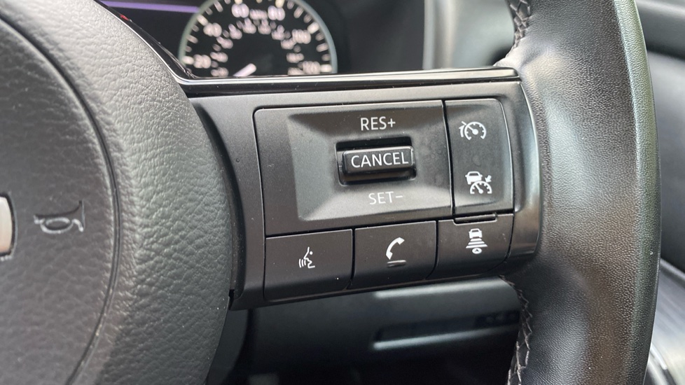 Nissan Qashqai 1.5 E-Power Acenta Premium 5dr Auto Hybrid Hatchback - Image 27