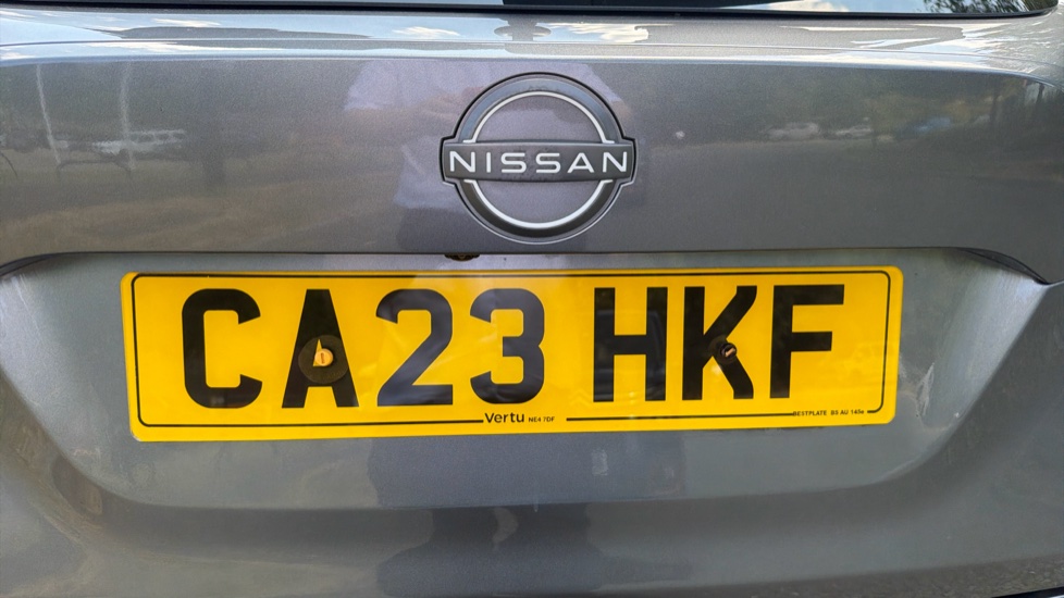 Nissan Juke 1.0 DiG-T 114 N-Connecta 5dr Petrol Hatchback - Image 8