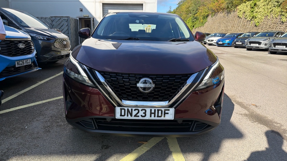 Nissan Qashqai 1.3 DiG-T MH Acenta Premium 5dr Petrol Hatchback - Image 40