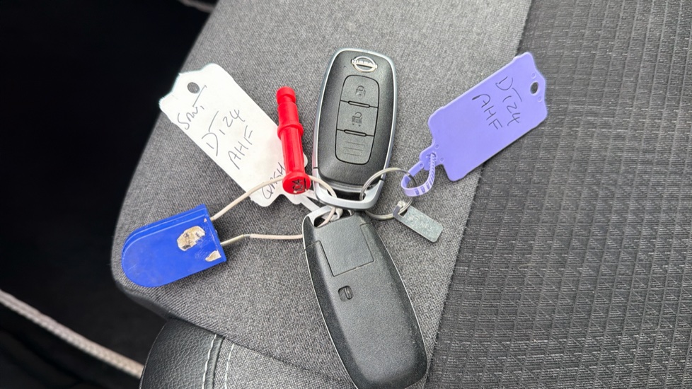 Nissan Qashqai 1.5 E-Power N-Connecta 5dr Auto Hybrid Hatchback - Image 20