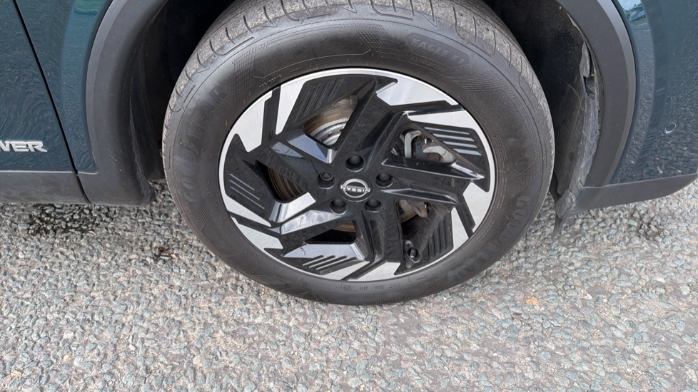 Nissan Qashqai 1.5 E-Power N-Connecta 5dr Auto Hybrid Hatchback - Image 34
