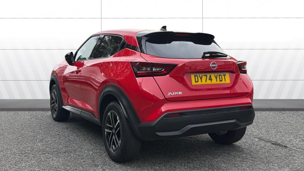 Nissan Juke 1.0 DiG-T N-Connecta 5dr DCT Petrol Hatchback - Image 2