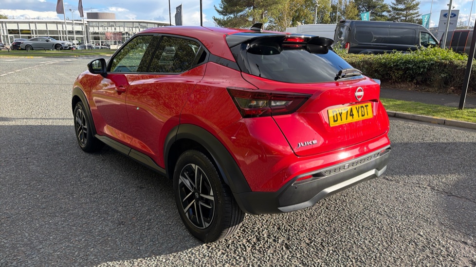 Nissan Juke 1.0 DiG-T N-Connecta 5dr DCT Petrol Hatchback - Image 41