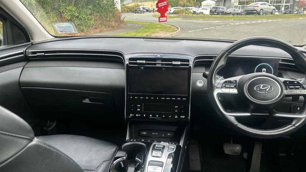 Hyundai TUCSON 1.6 TGDi Hybrid 230 Ultimate 5dr 2WD Auto Hybrid Estate - Image 10