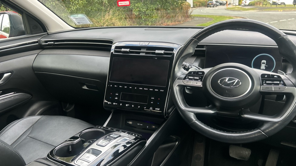 Hyundai TUCSON 1.6 TGDi Hybrid 230 Ultimate 5dr 2WD Auto Hybrid Estate - Image 11
