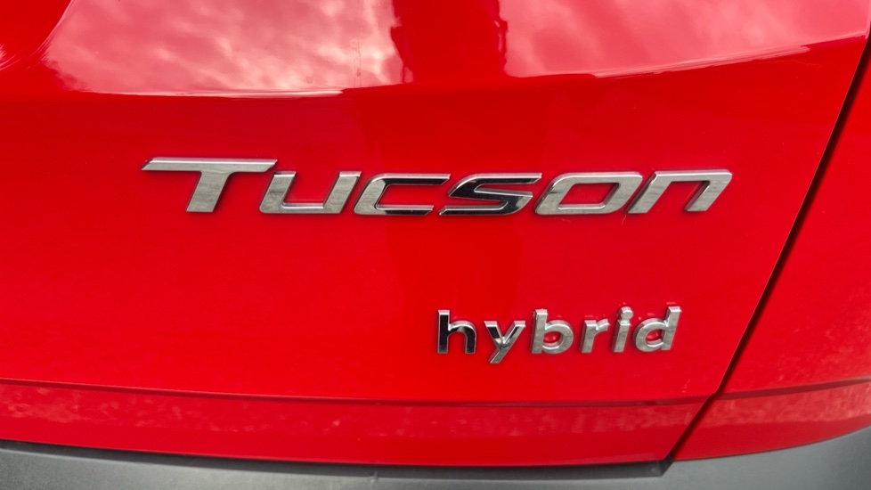 Hyundai TUCSON 1.6 TGDi Hybrid 230 Ultimate 5dr 2WD Auto Hybrid Estate - Image 24