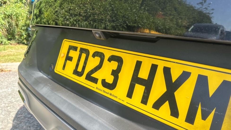 Renault Arkana 1.6 E-TECH Hybrid 145 R.S. Line 5dr Auto Hybrid Estate - Image 21