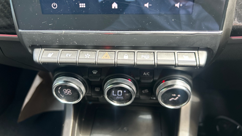 Renault Arkana 1.6 E-TECH Hybrid 145 R.S. Line 5dr Auto Hybrid Estate - Image 26