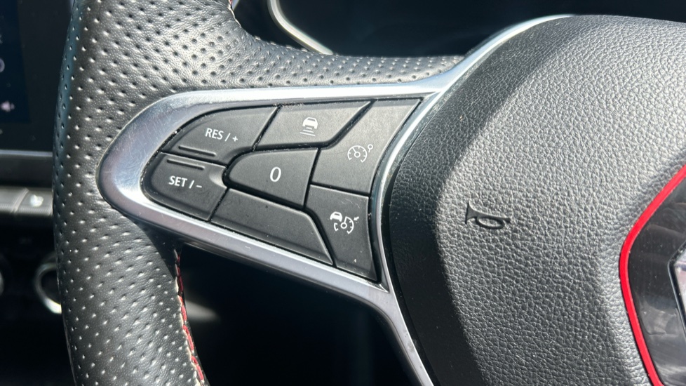 Renault Arkana 1.6 E-TECH Hybrid 145 R.S. Line 5dr Auto Hybrid Estate - Image 34