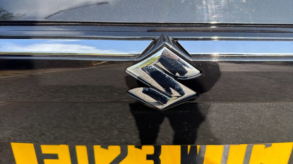 Suzuki S-Cross 1.4 Boosterjet 48V Hybrid Motion 5dr Petrol Hatchback - Image 8