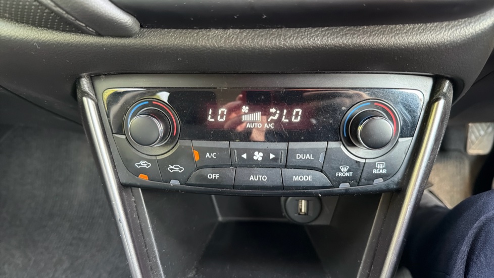 Suzuki S-Cross 1.4 Boosterjet 48V Hybrid Motion 5dr Petrol Hatchback - Image 25