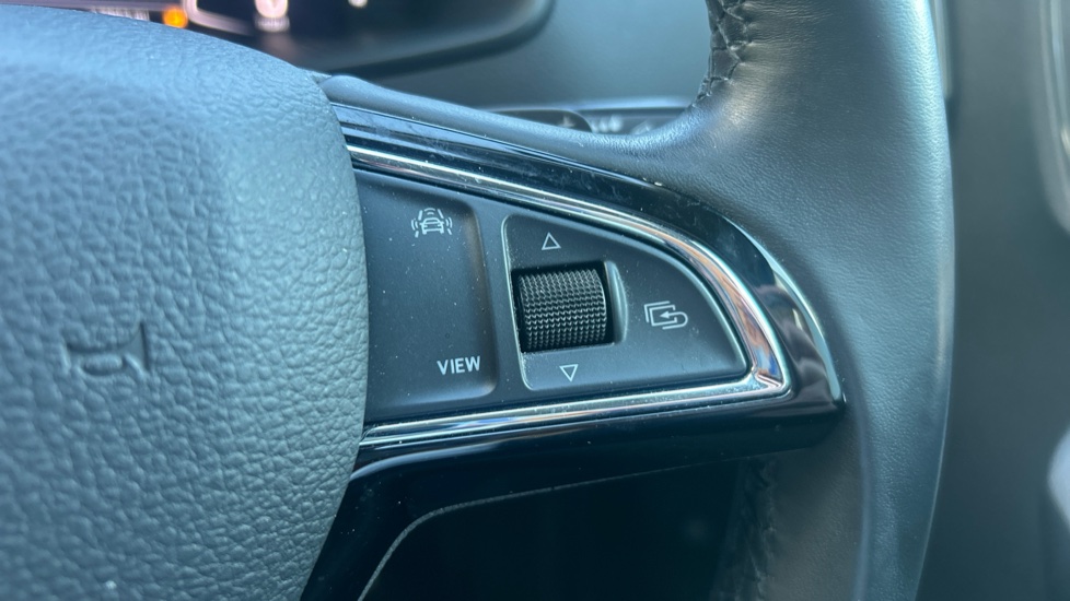 Skoda Karoq 1.5 TSI SE L 5dr DSG Petrol Estate - Image 29