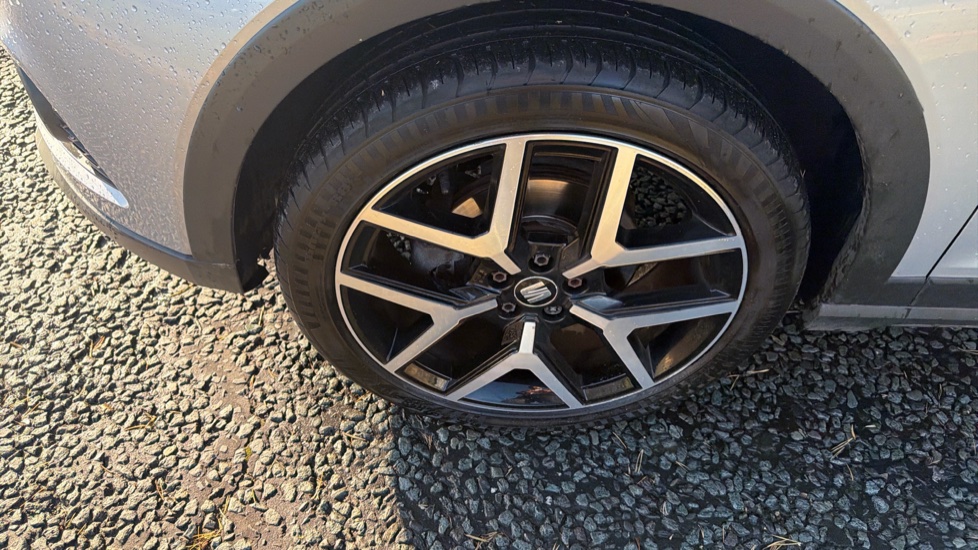 SEAT Arona 1.0 TSI 115 FR Sport [EZ] 5dr DSG Petrol Hatchback - Image 26