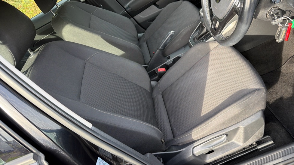 Volkswagen Polo 1.0 TSI 95 SE 5dr DSG Petrol Hatchback - Image 26