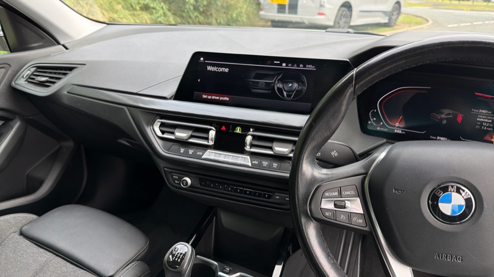 BMW 2 Series 218i [136] Sport 4dr [Live Cockpit Professional] Petrol Saloon - Image 14