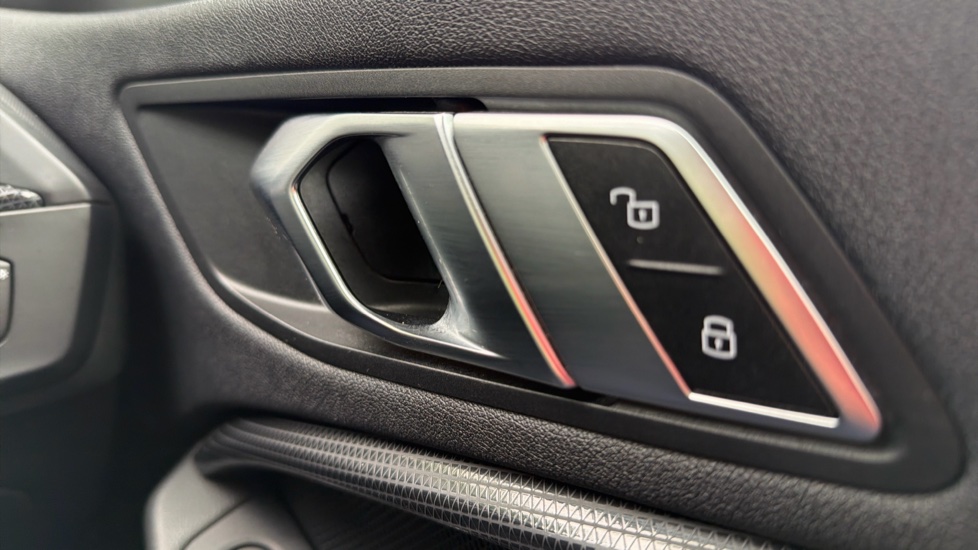 BMW 2 Series 218i [136] Sport 4dr [Live Cockpit Professional] Petrol Saloon - Image 25
