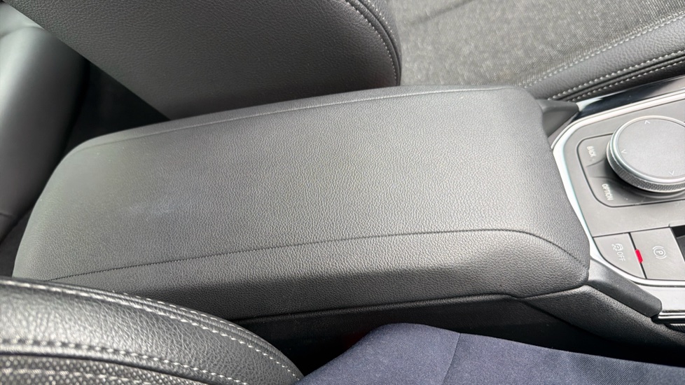 BMW 2 Series 218i [136] Sport 4dr [Live Cockpit Professional] Petrol Saloon - Image 33