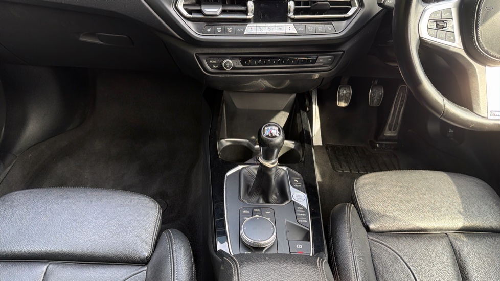 BMW 2 Series 218i [136] M Sport 4dr Petrol Saloon - Image 13