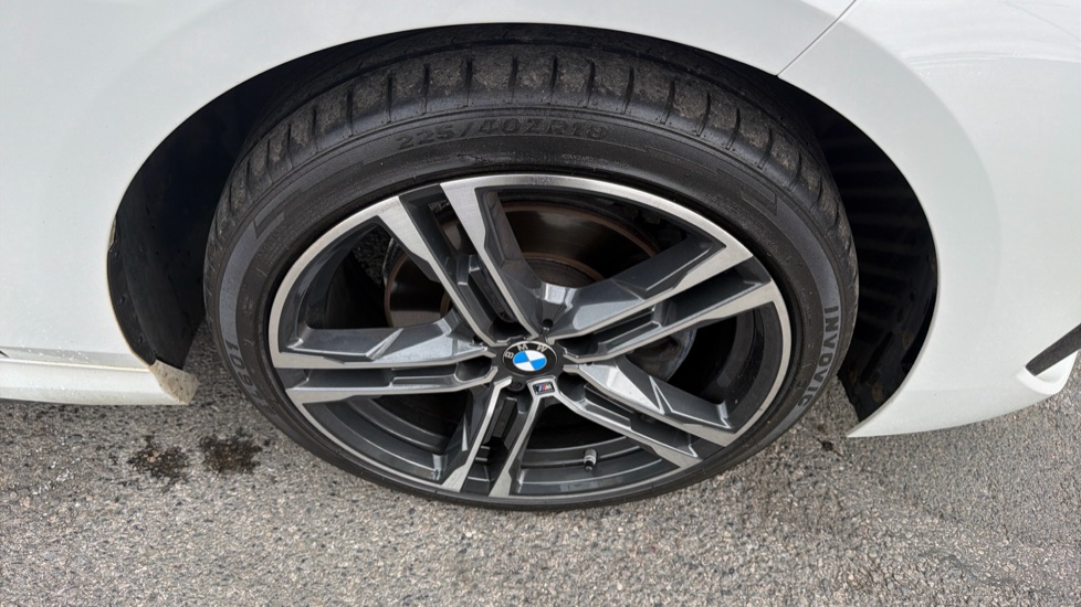 BMW 2 Series 218i [136] M Sport 4dr Petrol Saloon - Image 26