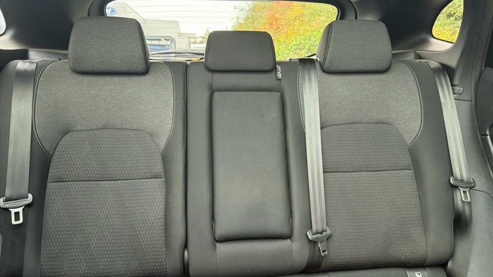 Nissan Qashqai 1.3 DiG-T MH N-Connecta 5dr Petrol Hatchback - Image 15