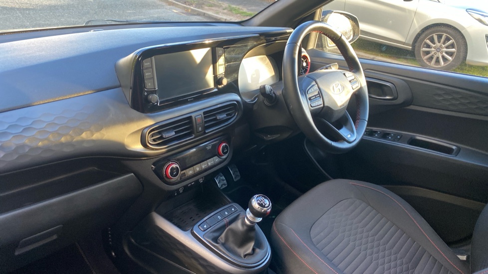 Hyundai i10 1.0 T-GDi N Line 5dr Petrol Hatchback - Image 9