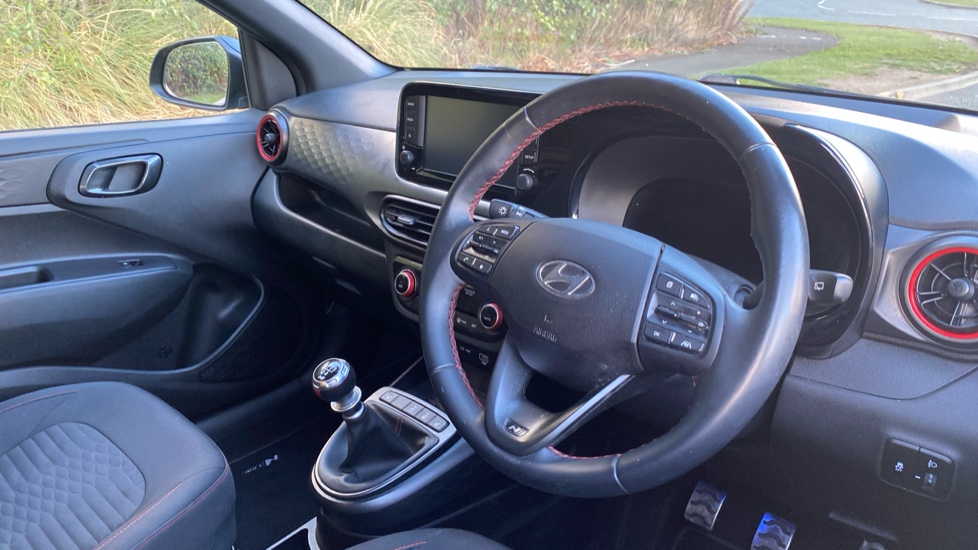 Hyundai i10 1.0 T-GDi N Line 5dr Petrol Hatchback - Image 11