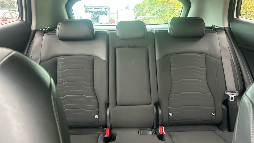 Kia Sportage 1.6T GDi PHEV 3 5dr Auto AWD Estate - Image 15