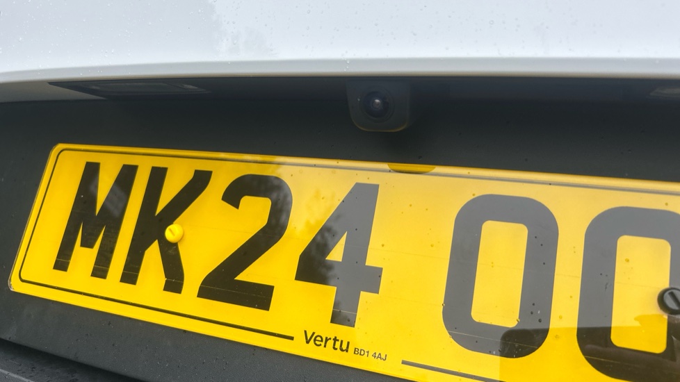 Kia Sportage 1.6T GDi PHEV 3 5dr Auto AWD Estate - Image 22